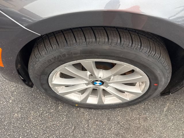 Used 2018 BMW 320i xDrive Sedan AWD/4WD image 19