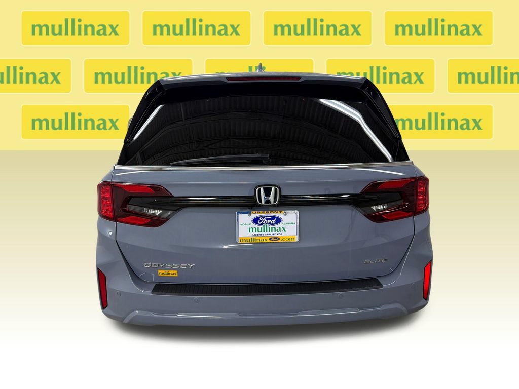 Used 2025 Honda Odyssey Elite image 7