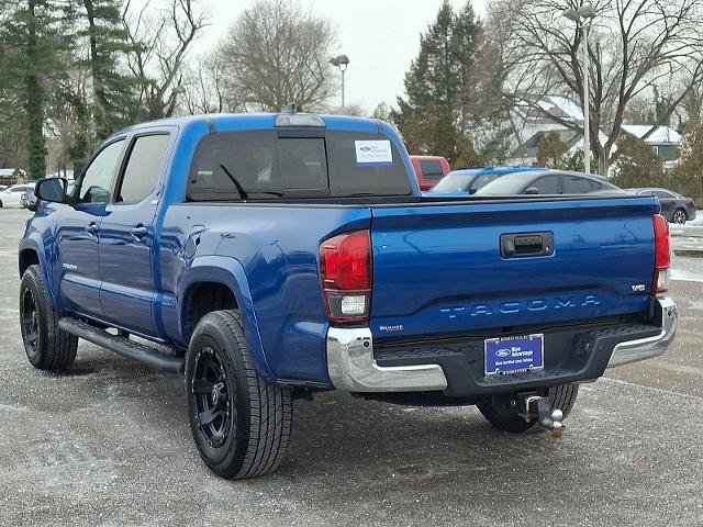 Used 2018 Toyota Tacoma SR5 image 2