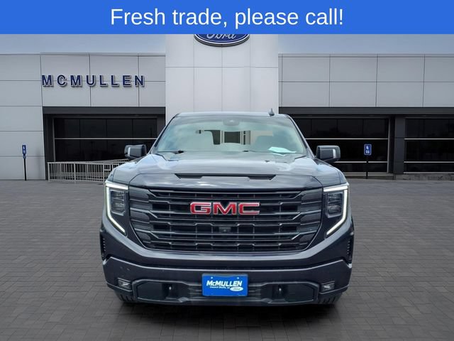 Used 2023 GMC Sierra 1500 Elevation w/ Preferred Package AWD/4WD image 2