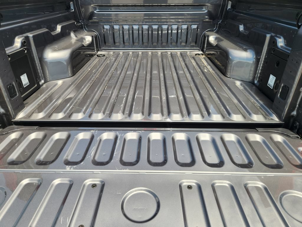 Certified 2025 Ford Maverick XLT FWD image 30