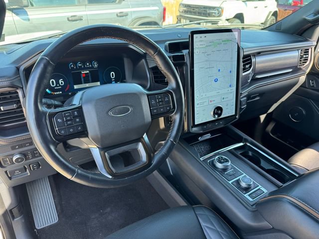 Certified 2022 Ford Expedition Platinum AWD/4WD image 3