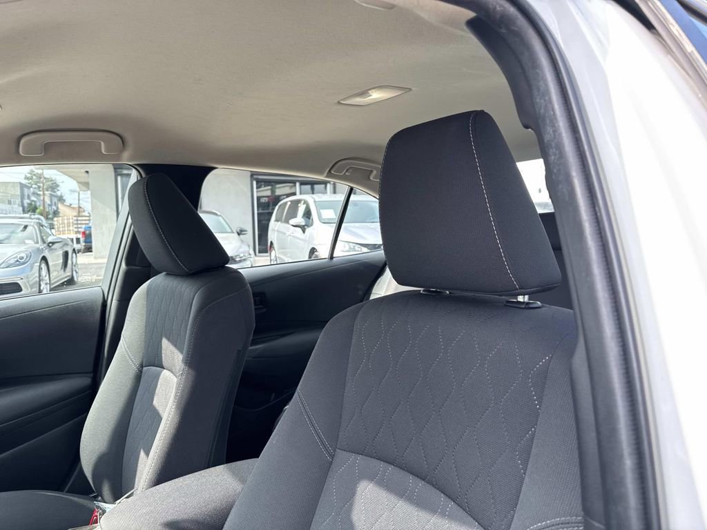 Used 2023 Toyota Corolla LE image 18