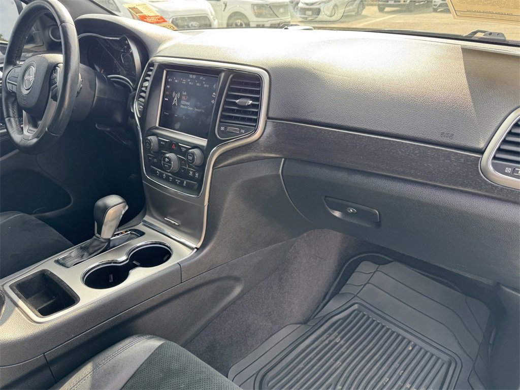 Used 2018 Jeep Grand Cherokee Altitude image 5