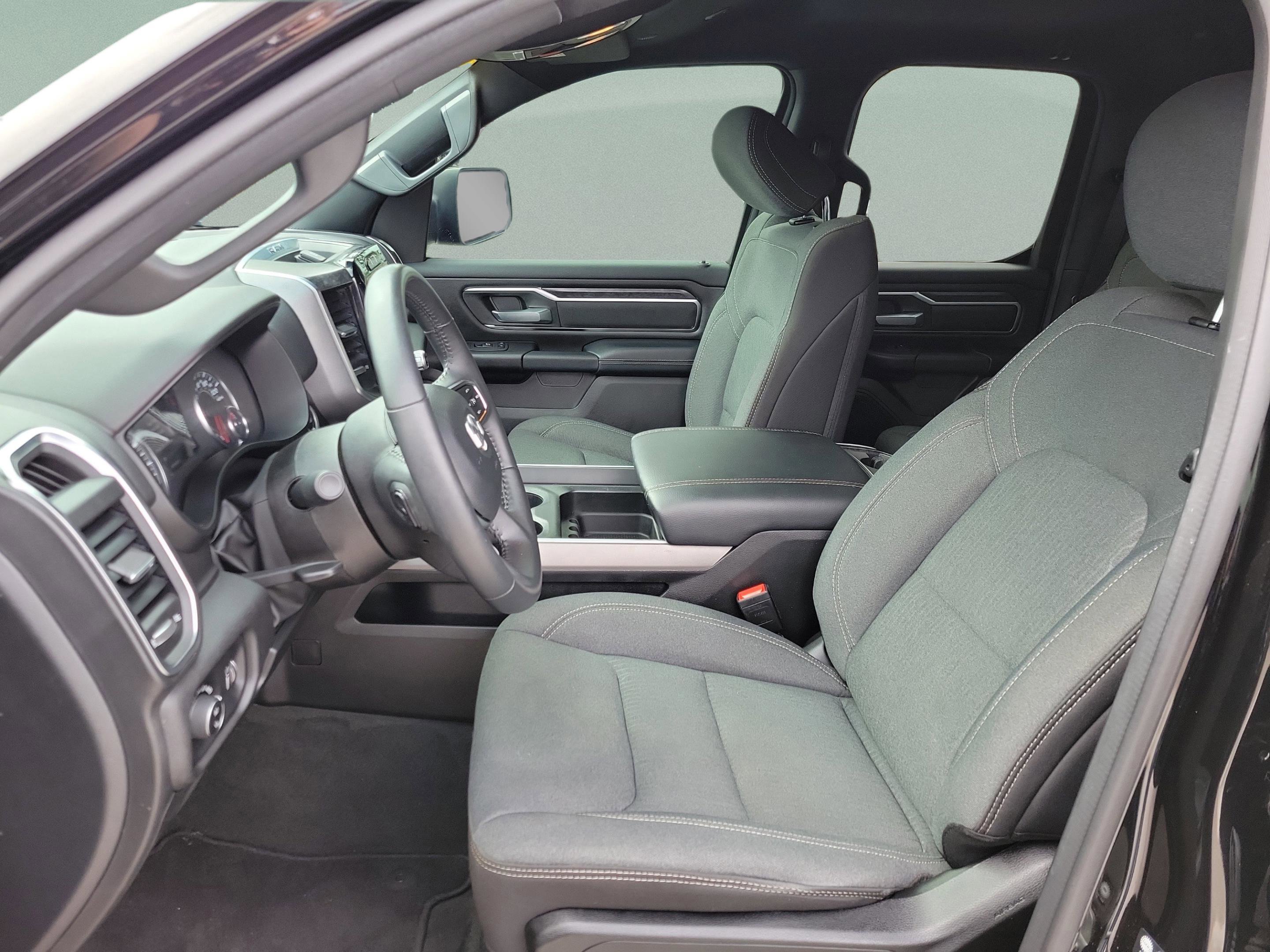 Used 2024 RAM 1500 Big Horn image 8