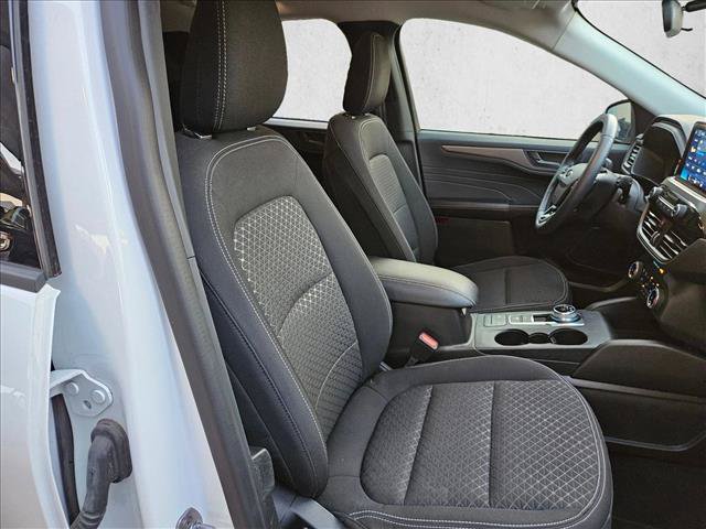 Certified 2024 Ford Escape Active AWD/4WD image 18