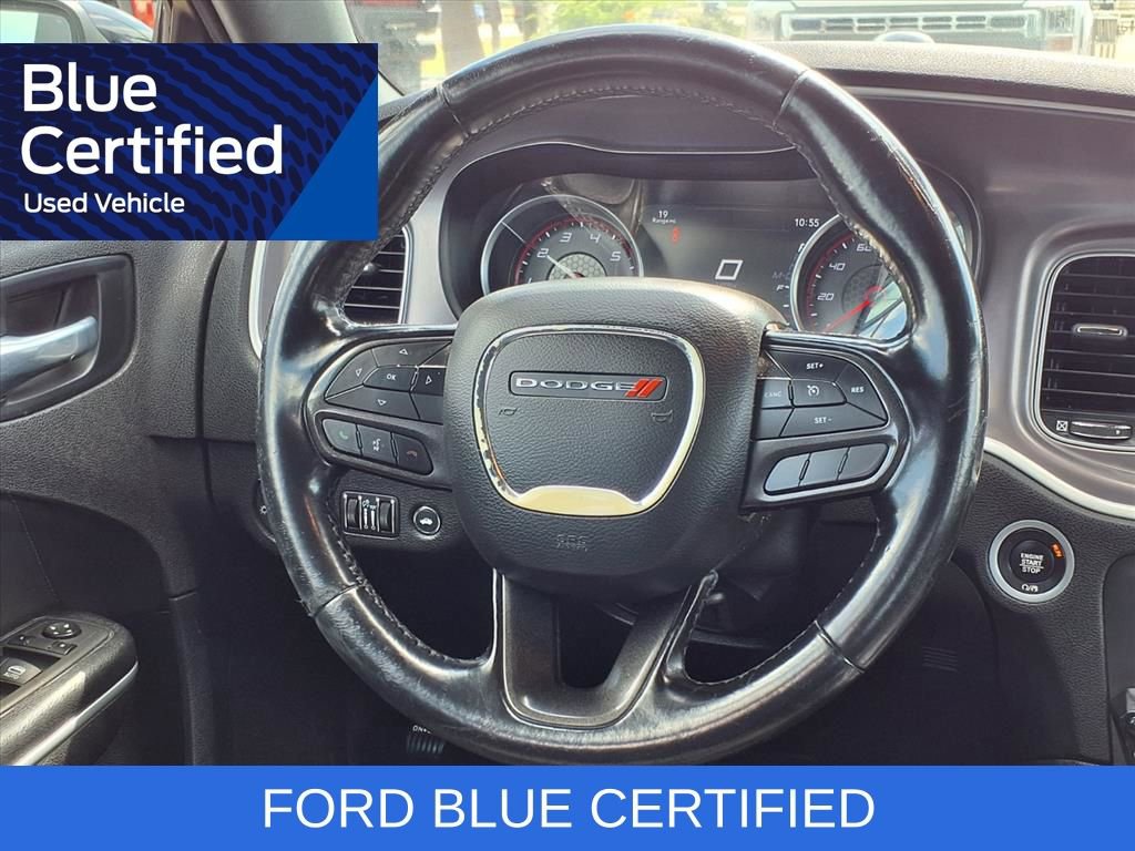 Used 2021 Dodge Charger SXT w/ Driver Convenience Group RWD image 16