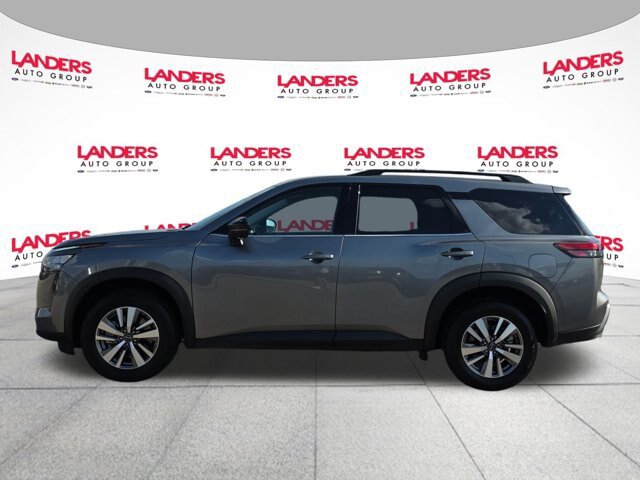 Used 2026 Nissan Pathfinder SL FWD image 6