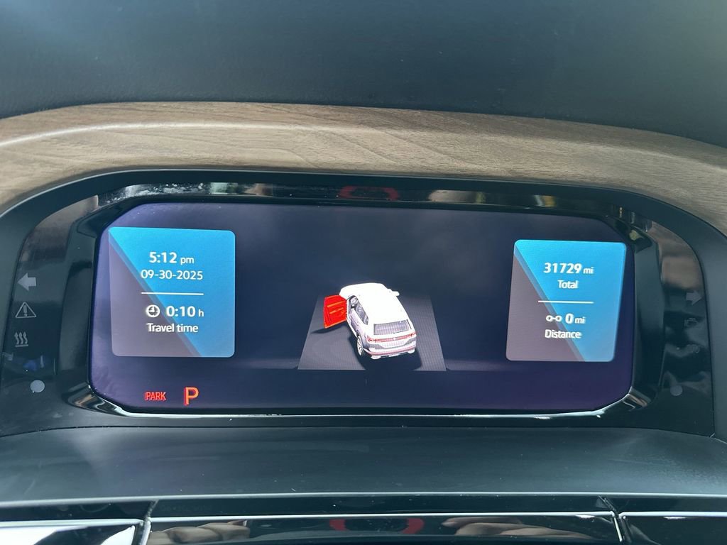 Used 2024 Volkswagen Atlas SE image 15