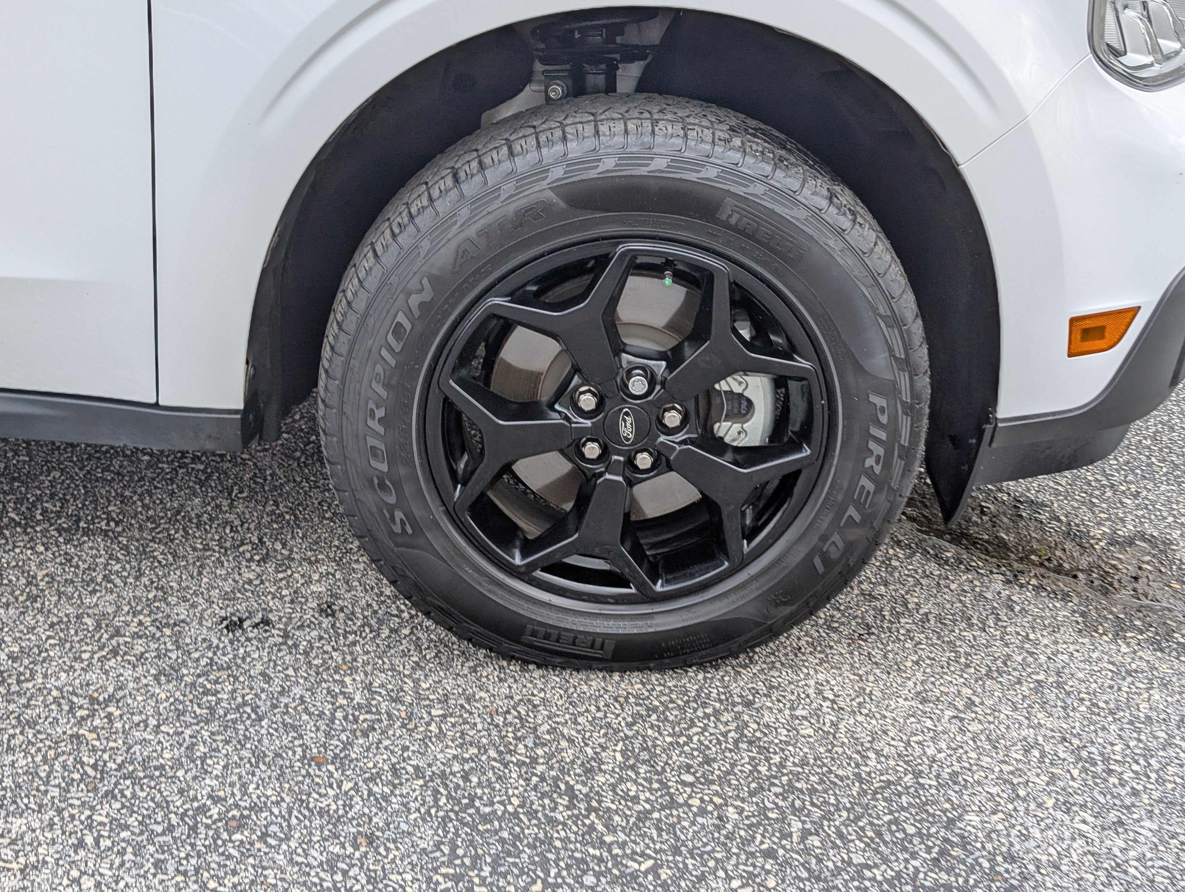 Certified 2024 Ford Maverick XLT w/ XLT Luxury Package image 7