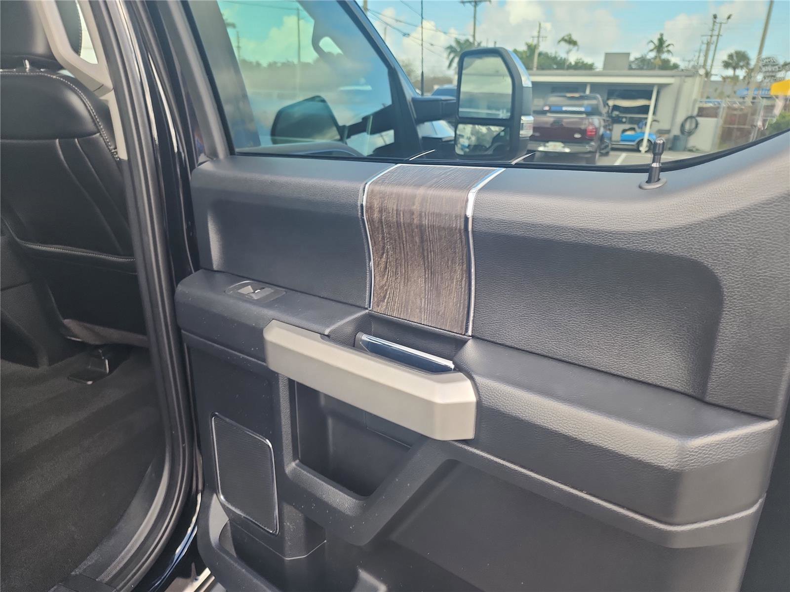Certified 2020 Ford F250 Lariat w/ Chrome Package AWD/4WD image 22