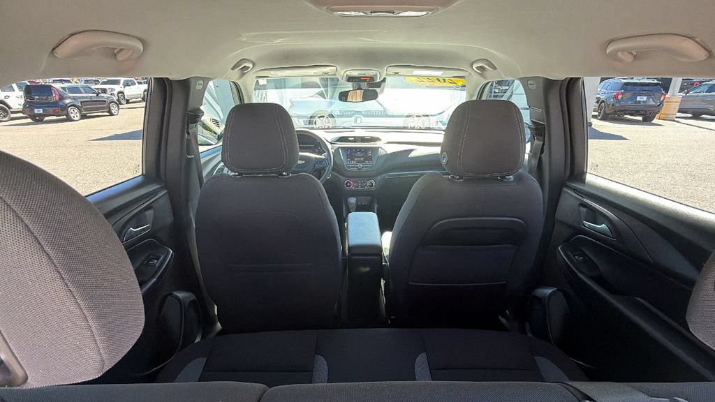 Used 2022 Chevrolet TrailBlazer LT FWD image 13