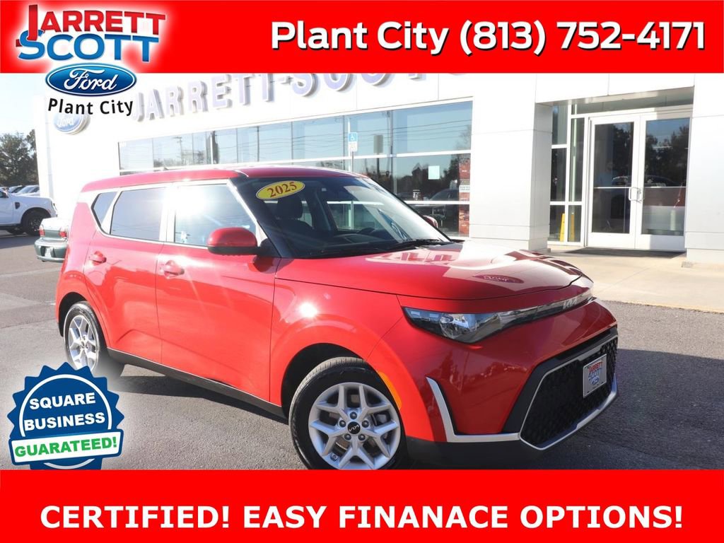 Used 2025 Kia Soul LX w/ LX Technology Package image 1