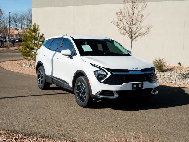 Used 2023 Kia Sportage LX image 7