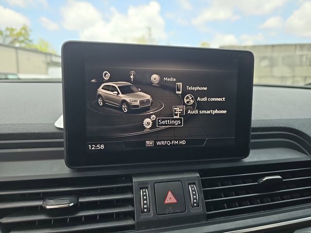 Used 2019 Audi Q5 2.0T Premium w/ Convenience Package AWD/4WD image 27
