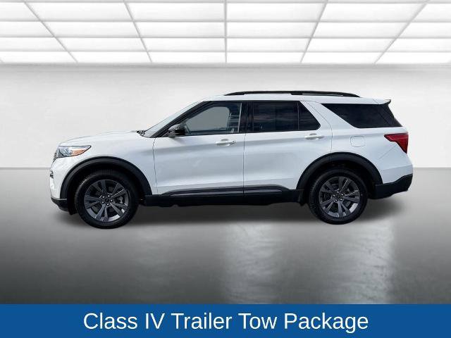 Certified 2023 Ford Explorer XLT w/ Equipment Group 202A AWD/4WD image 9
