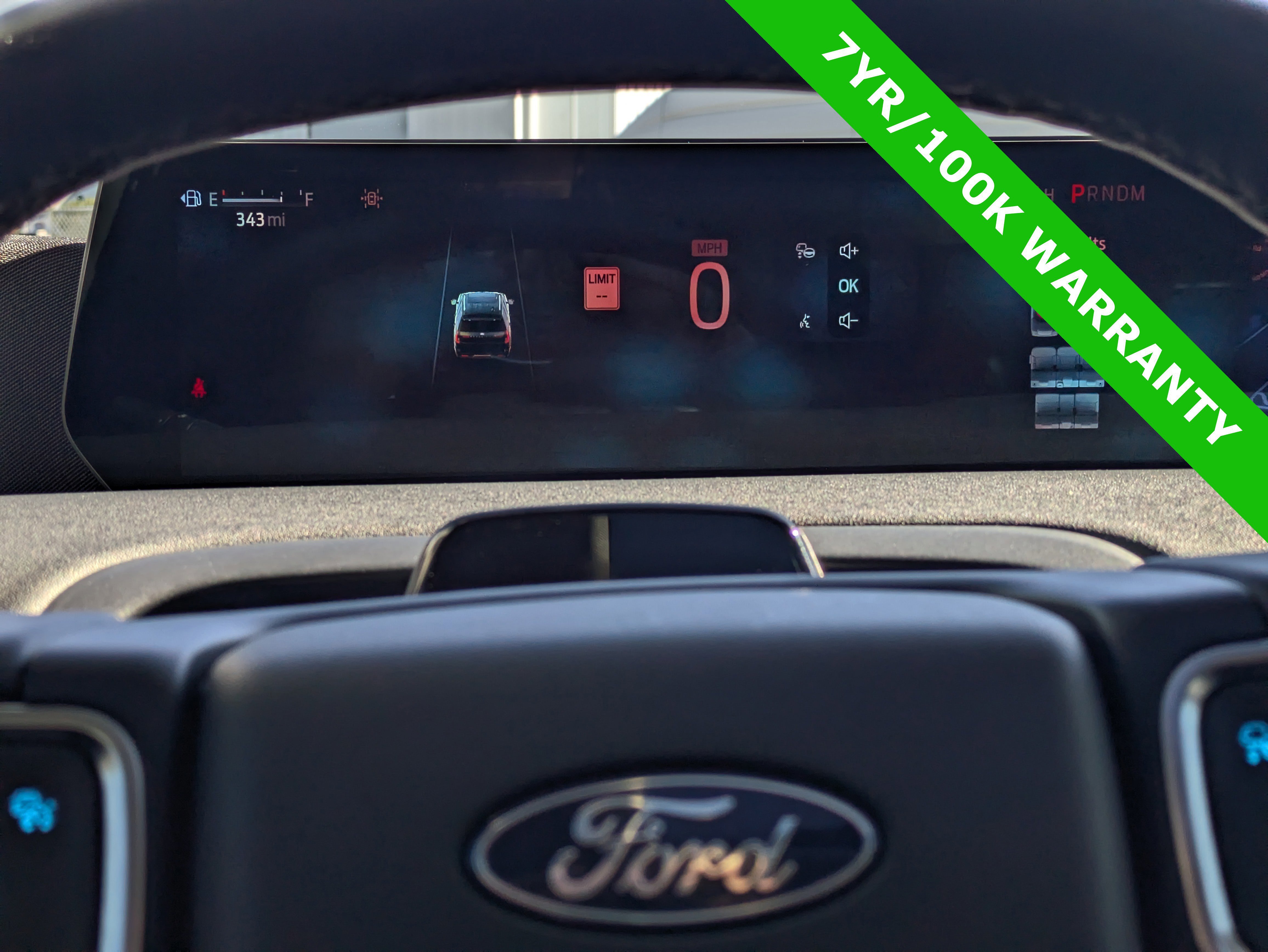 Certified 2025 Ford Expedition Max Platinum image 32