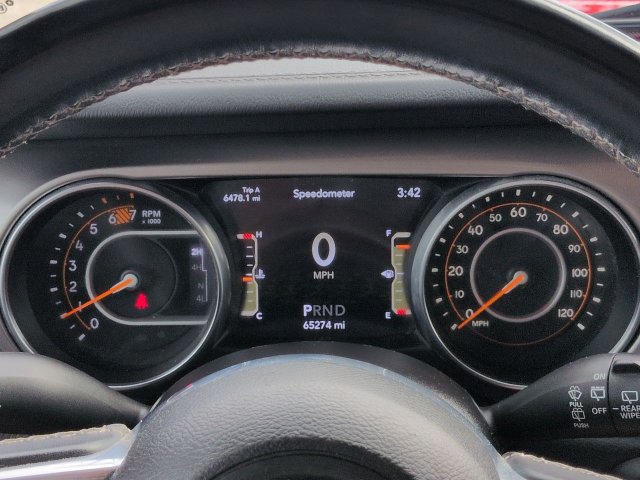 Used 2020 Jeep Wrangler Unlimited Sahara AWD/4WD image 25