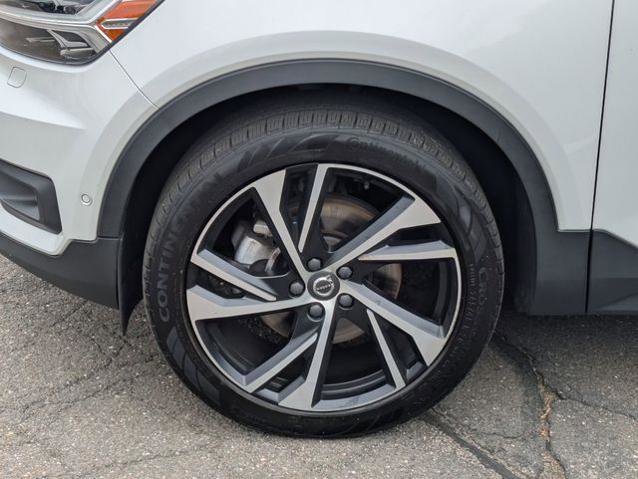 Used 2019 Volvo XC40 T5 R-Design AWD/4WD image 10