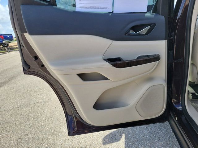 Used 2021 GMC Acadia Denali w/ Denali Technology Package FWD image 15