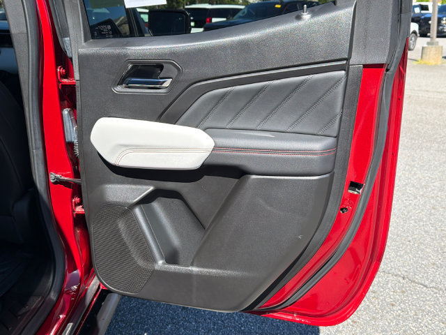 Used 2024 GMC Canyon AT4X AWD/4WD image 18