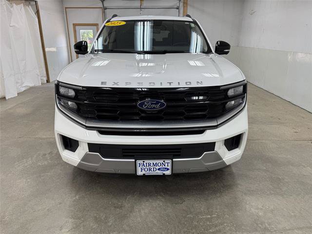 Certified 2025 Ford Expedition Max Platinum AWD/4WD image 8