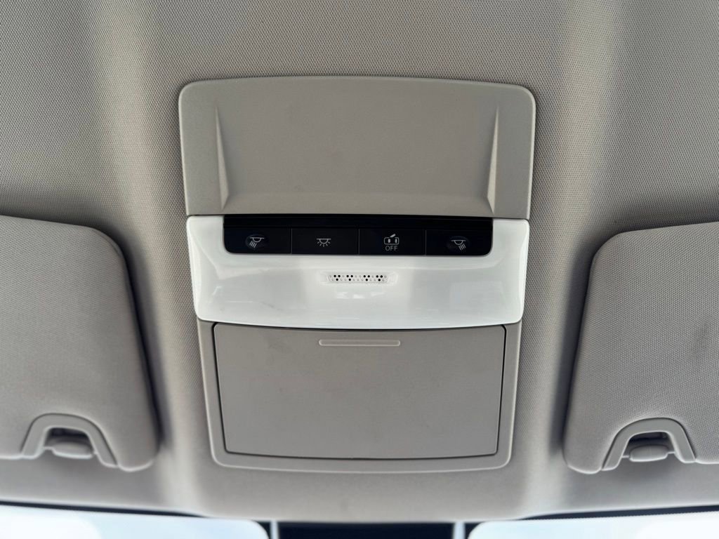 Used 2025 Nissan Altima 2.5 SV FWD image 29