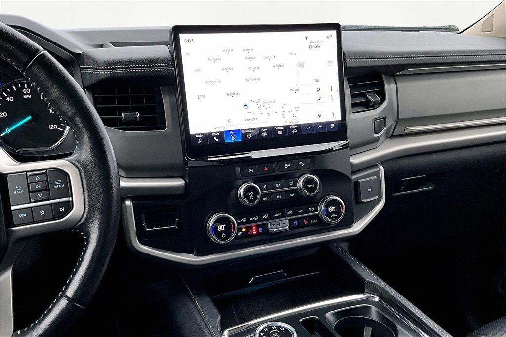 Certified 2023 Ford Expedition XLT image 8