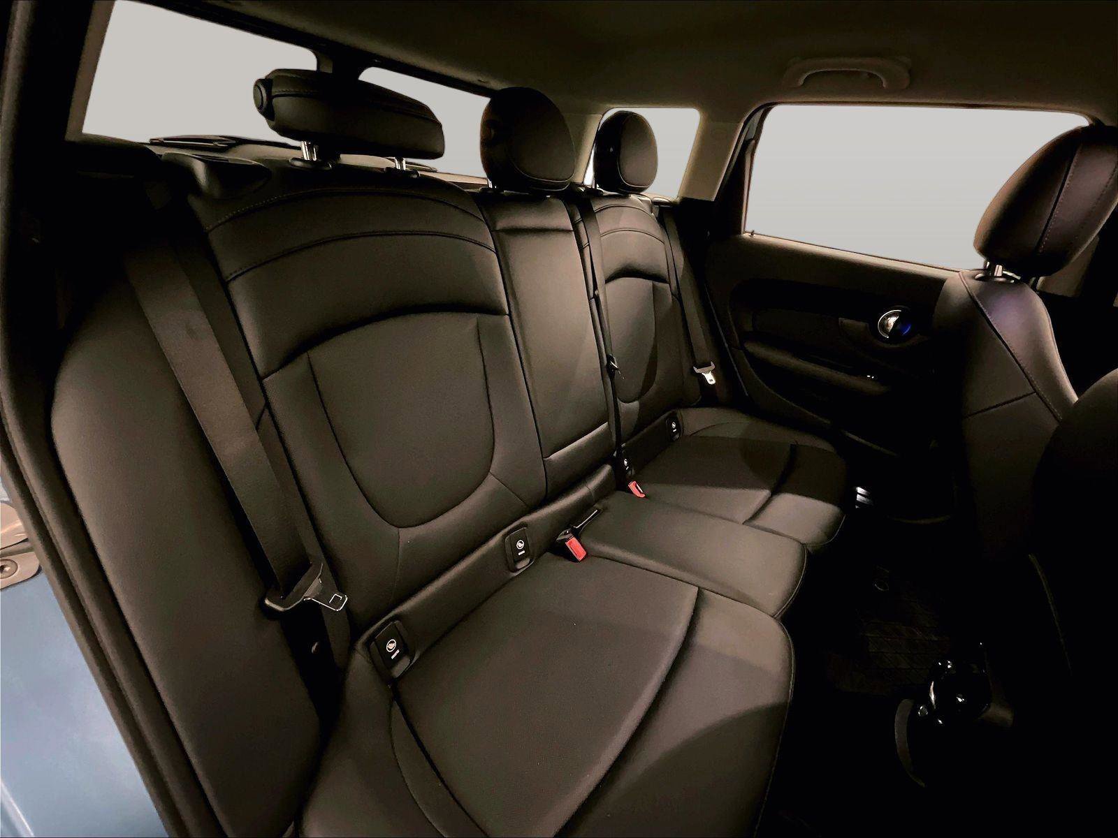 Used 2018 MINI Cooper Clubman ALL4 image 26