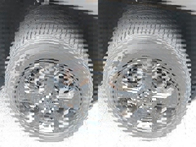 Used 2019 Jeep Grand Cherokee Laredo image 11