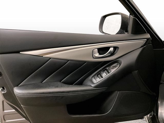Used 2020 INFINITI Q50 Luxe AWD/4WD image 22