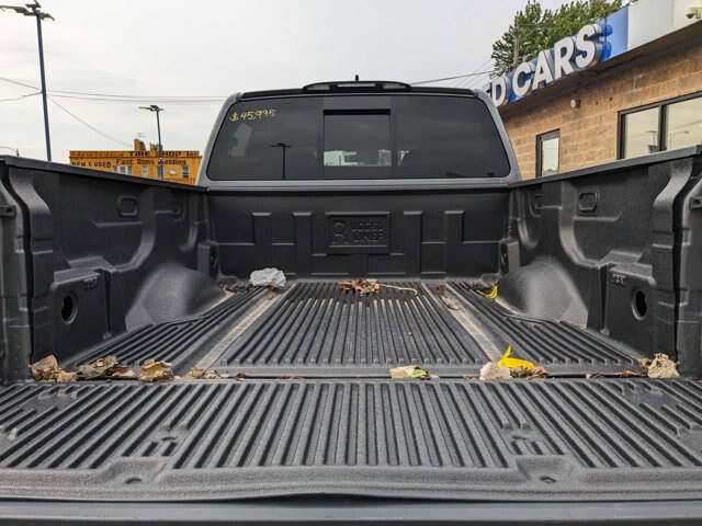 Used 2023 Nissan Titan SV AWD/4WD image 26