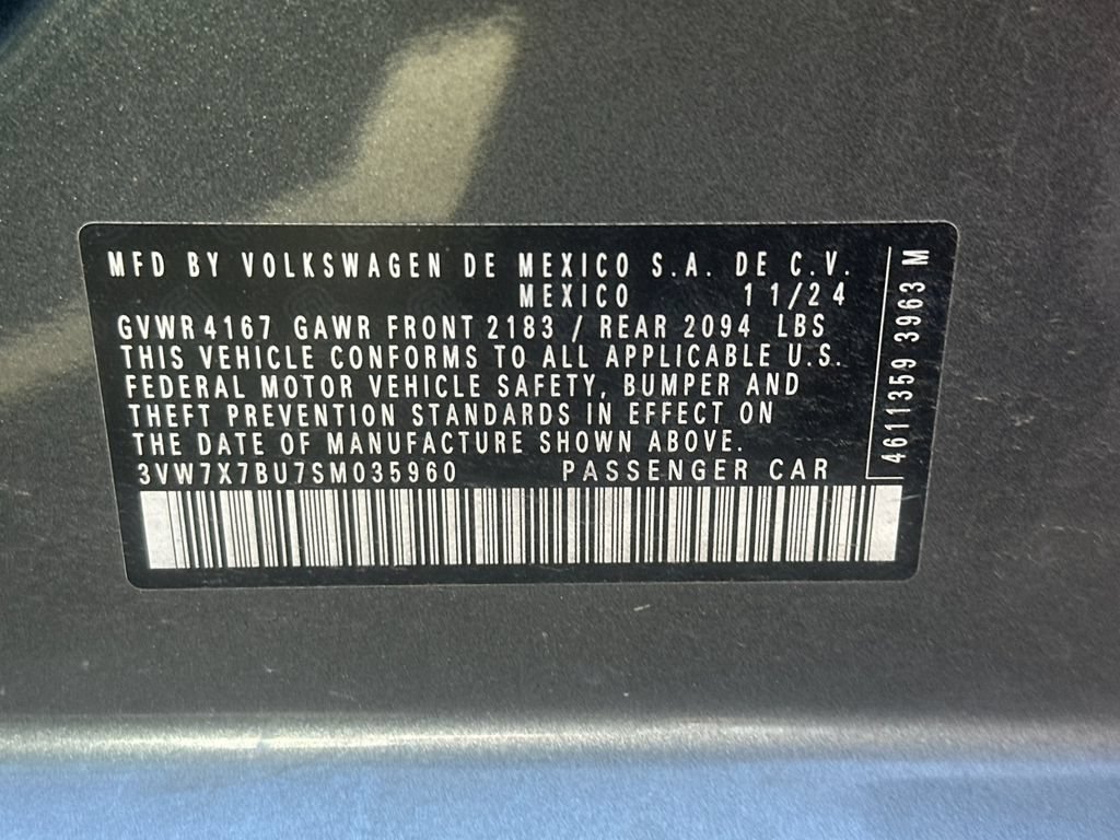 Used 2025 Volkswagen Jetta SE FWD image 28