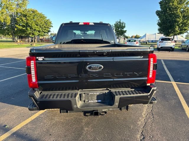 Certified 2025 Ford F250 XLT w/ Black Appearance Package AWD/4WD image 15