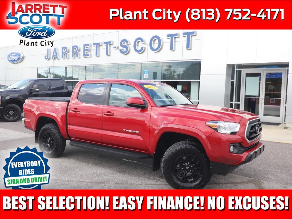Used 2022 Toyota Tacoma SR5 AWD/4WD image 1