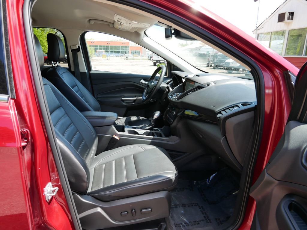 Certified 2018 Ford Escape Titanium w/ Ford Safe & Smart Package AWD/4WD image 8