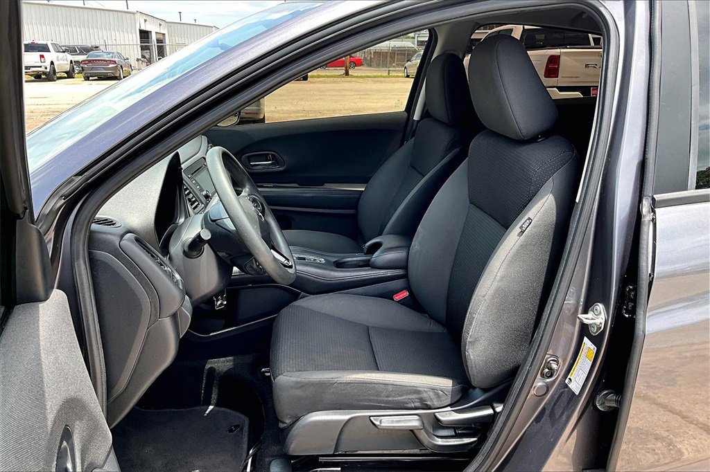 Used 2020 Honda HR-V LX image 18