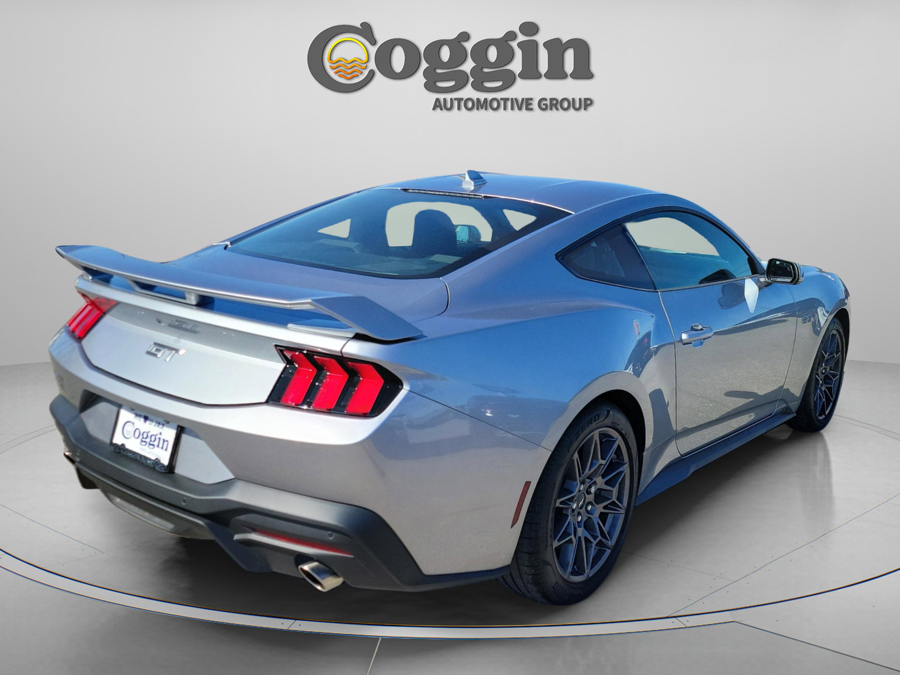 Certified 2025 Ford Mustang GT w/ GT Performance Package image 4