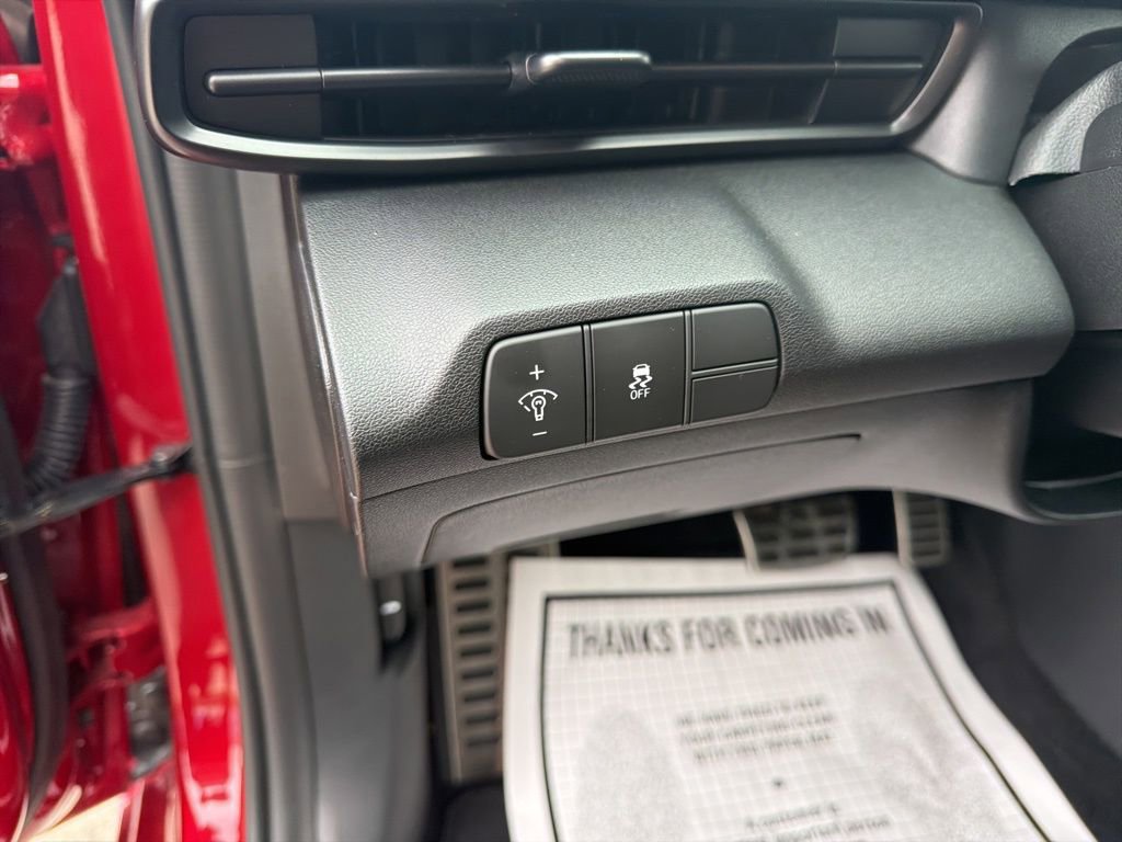 Used 2025 Hyundai Elantra Sport image 22