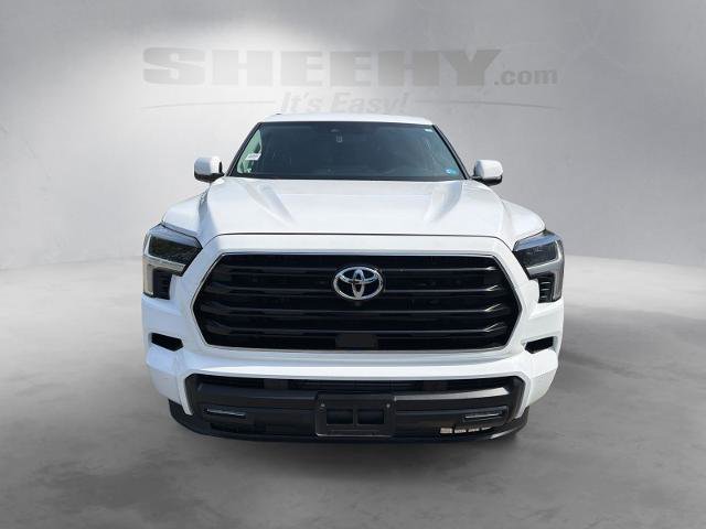 Used 2024 Toyota Sequoia SR5 w/ SR5 Premium Package AWD/4WD image 17