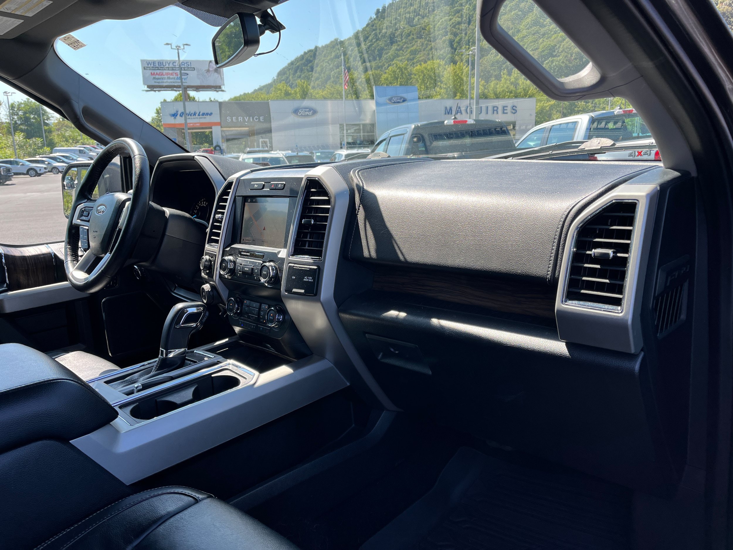 Certified 2019 Ford F150 Lariat w/ Trailer Tow Package AWD/4WD image 7