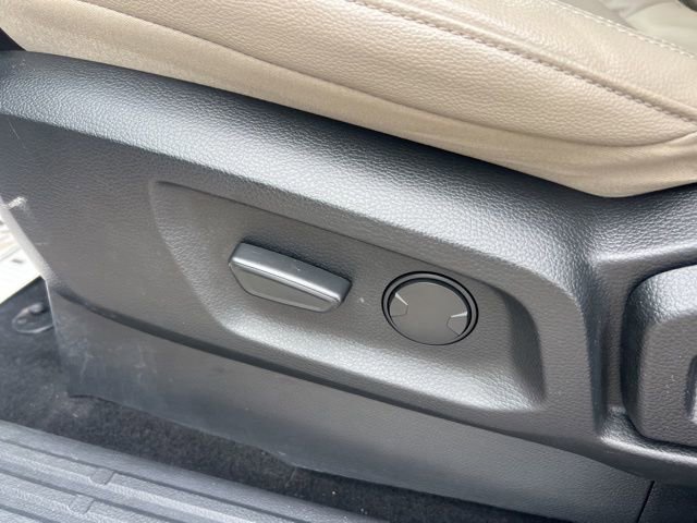 Certified 2019 Ford Ranger Lariat w/ Equipment Group 501A Mid image 21