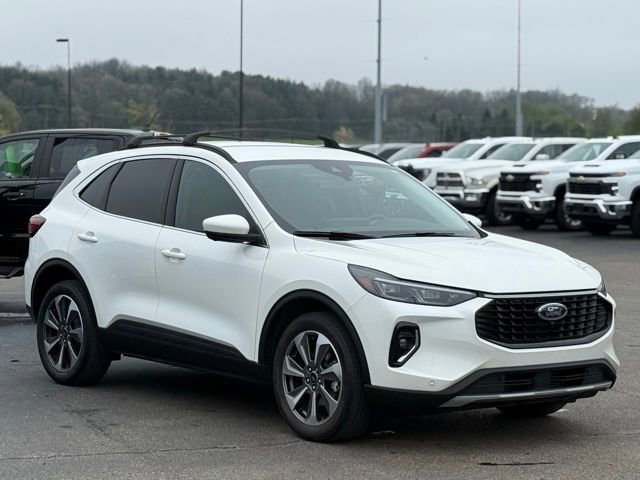 Certified 2023 Ford Escape Platinum AWD/4WD image 36