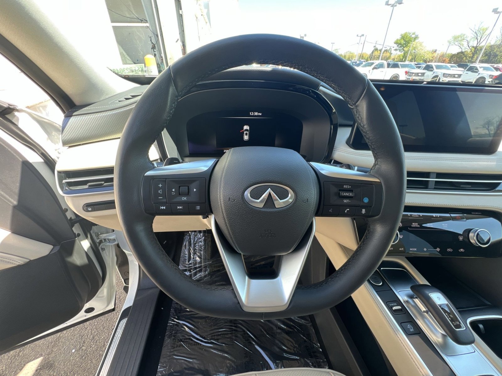 Used 2023 INFINITI QX60 Luxe w/ Cargo Package image 16