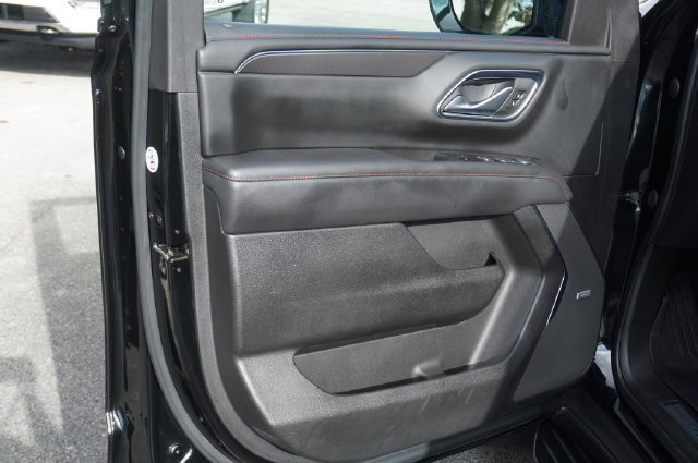Used 2023 Chevrolet Suburban RST RWD image 24