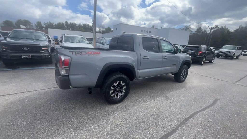 Used 2021 Toyota Tacoma TRD Off-Road w/ Blackout Package (TMS) AWD/4WD image 19