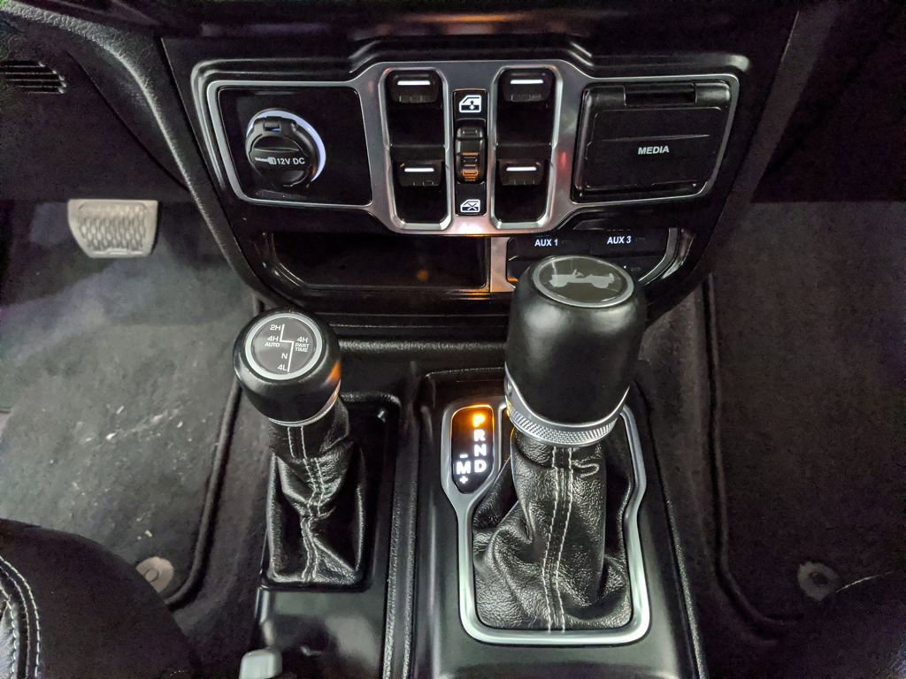 Used 2021 Jeep Wrangler Unlimited Sahara w/ Cold Weather Group image 10