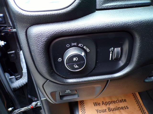 Used 2023 RAM 1500 Big Horn AWD/4WD image 19