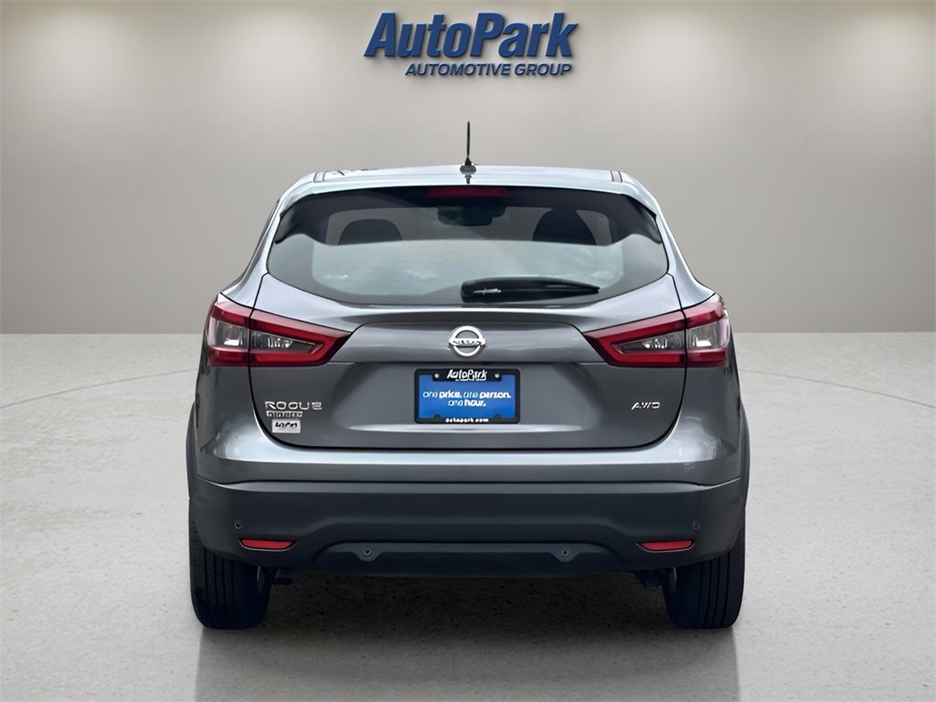 Used 2021 Nissan Rogue Sport S image 4
