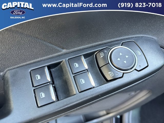 Certified 2022 Ford Escape SEL FWD image 21